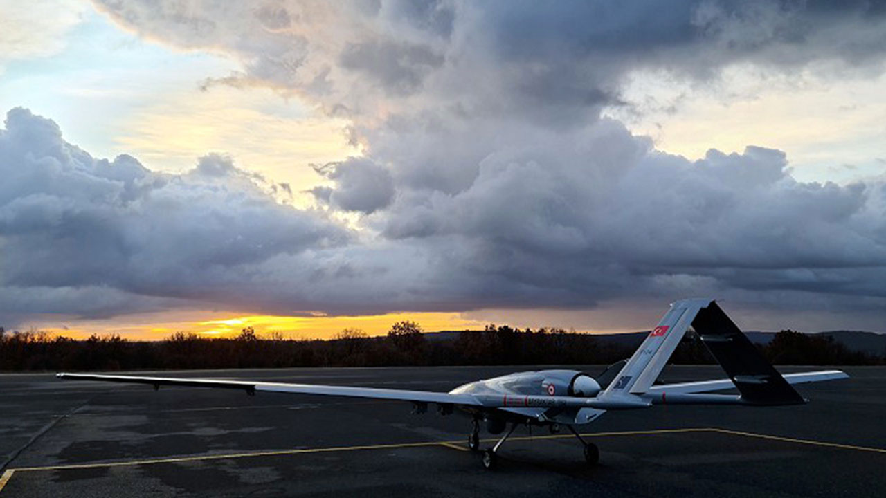 Foto - Türkiye'ye görülmemiş şart: Sırbistan'a satmazsanız sizden yüklü miktarda Bayraktar TB2 SİHA alacağız