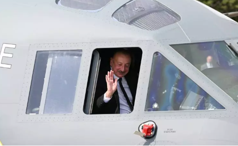 "Türkiye’ye göz kırpıyor" deniyordu! Azerbaycan o uçağı satın aldı