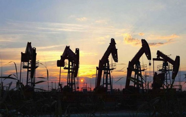 Foto - Türkiye’ye her an yeni bir müjde verilebilir! O ilimizde topraktan su gibi petrol fışkırmaya başladı