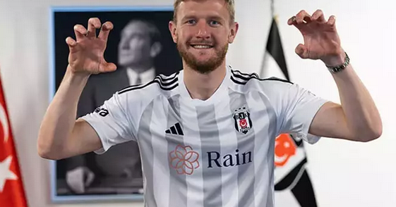 Türkiye'ye ilan etti: Bugün İstanbul'a ayak basıyor! 10 numara transfer geliyor....