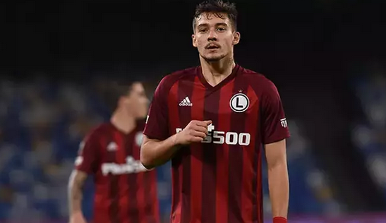 Foto - Türkiye'ye ilan etti: Bugün İstanbul'a ayak basıyor! 10 numara transfer geliyor....