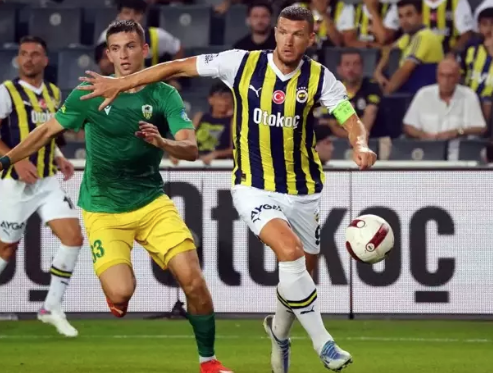 Foto - Türkiye’ye ilan etti: Tamı tamına açıklama! Artık gitmek mecbur oldu! Ağzından kaçırdı…