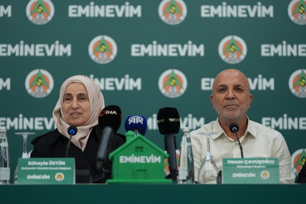 Foto - Türkiye’ye ilan ettiler: Eminevim ile Alanyaspor işbirliği resmiyet kazandı…
