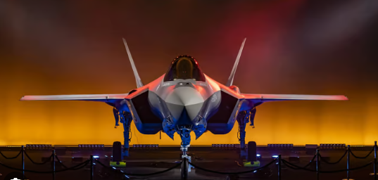 Foto - Türkiye'yi vurmak için alınan F-35'ler ülkeyi ayağa kaldırdı! Tepki yağıyor