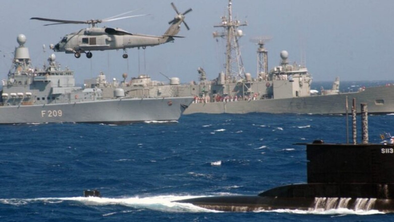 Foto - Türkiye'ye karşı harekete geçtiler! Orduya skandal emir verildi, askerler sahaya iniyor