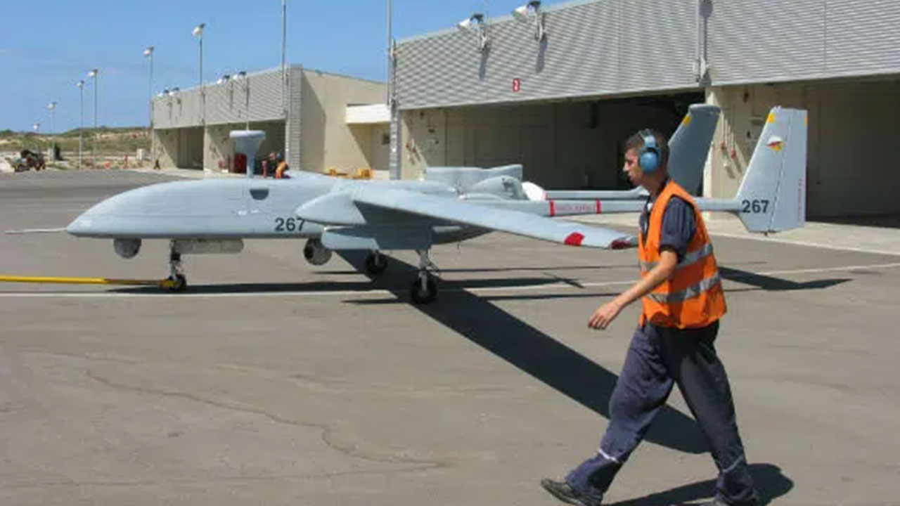 Foto - Türkiye'ye karşı İHA sığınağı yapıyorlar!