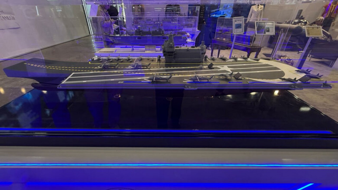 Foto - Türkiye'ye Milli Uçak Gemisi müjdesi! Tümamiral Recep Erdinç Yetkin 'geliyor' diyerek tarih verdi