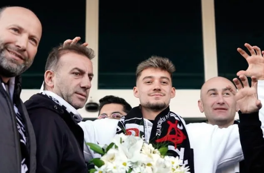 Foto - Türkiye'ye özgü: Transfer cevabı geldi: Yardım teşekkürü... Beşiktaş açıklaması soruldu...