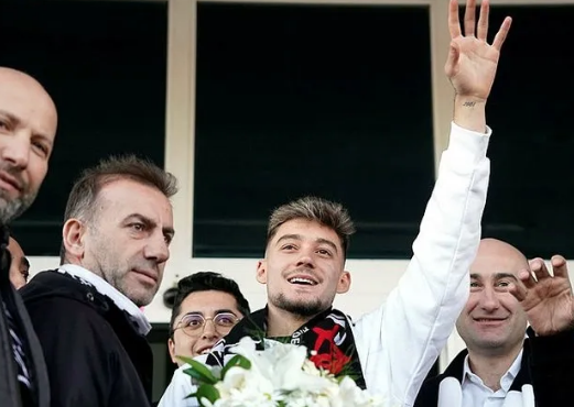 Foto - Türkiye'ye özgü: Transfer cevabı geldi: Yardım teşekkürü... Beşiktaş açıklaması soruldu...