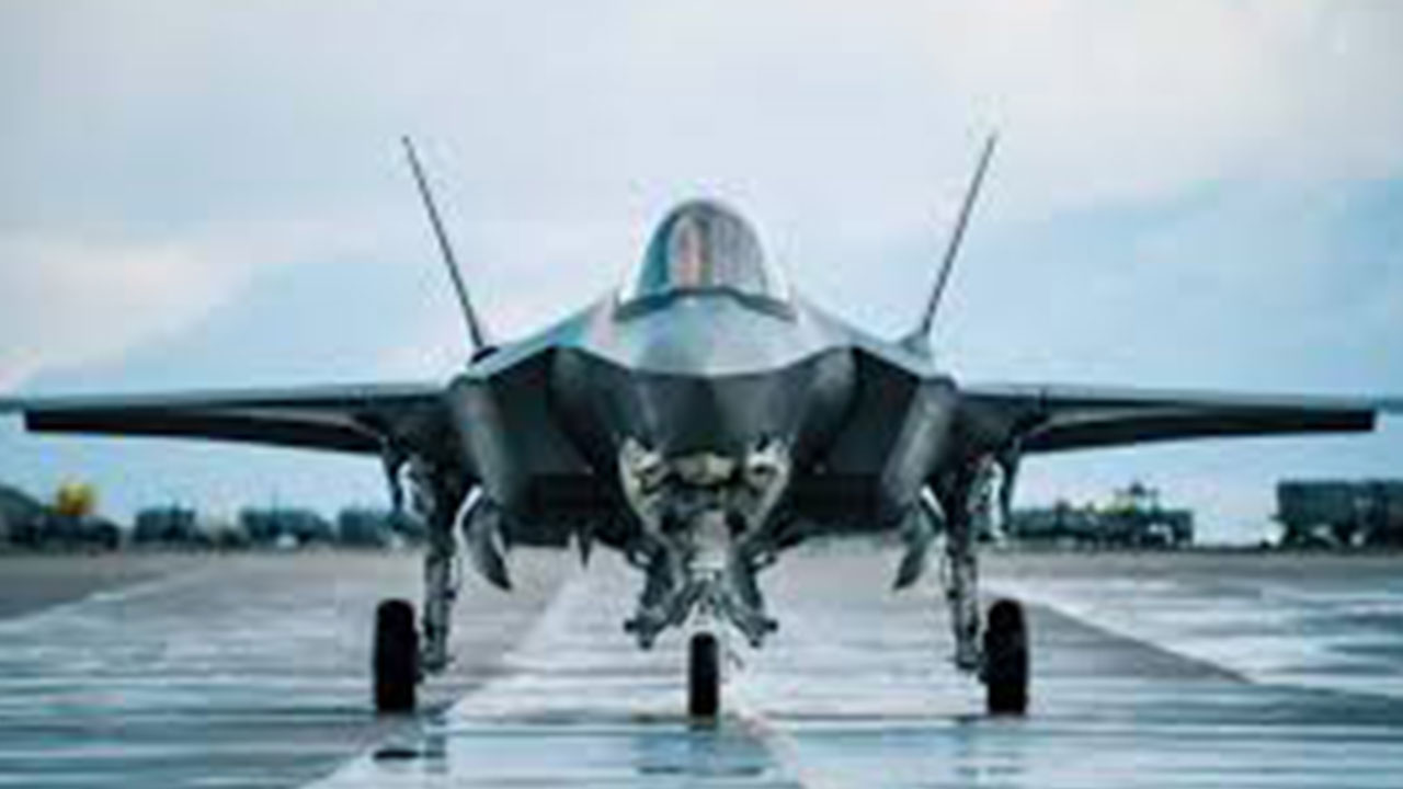 Foto - Türkiyeye S-400 şantajı sonrası F-35'ler peş peşe oraya gönderildi