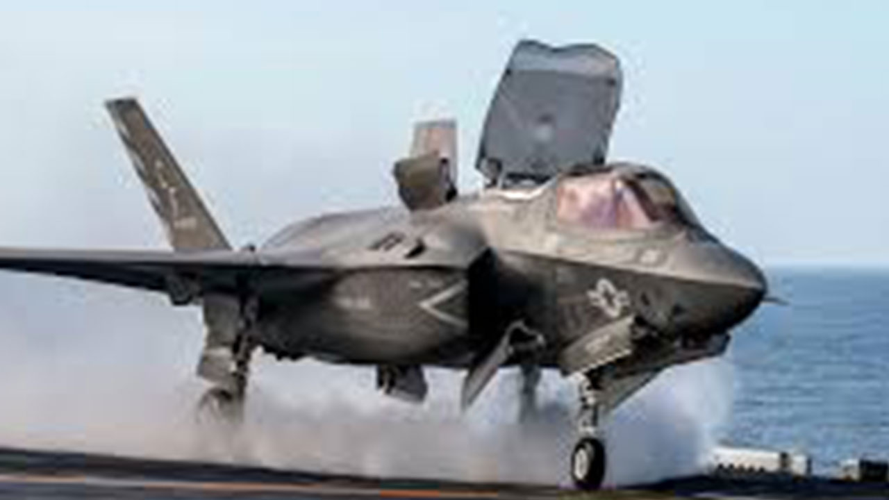 Foto - Türkiyeye S-400 şantajı sonrası F-35'ler peş peşe oraya gönderildi