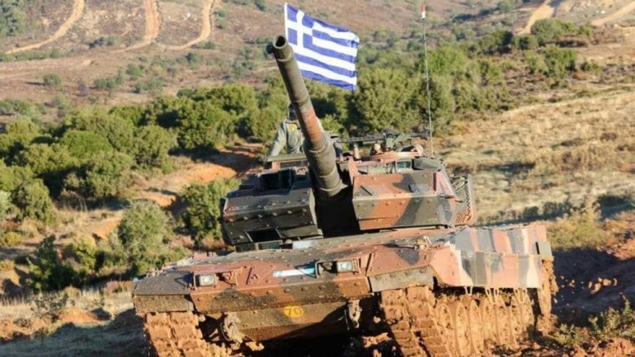 Foto - Türkiye'ye saldırı hazırlığı: Savaş tankları araziye çıkarıldı