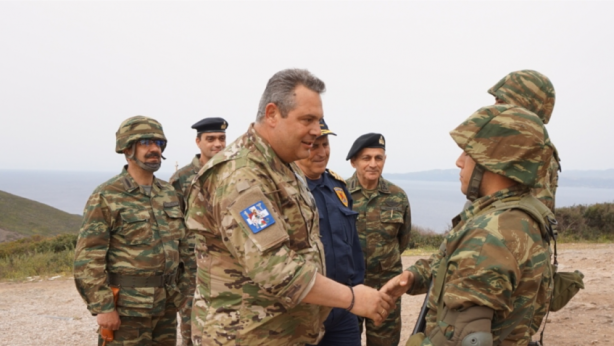 Foto - Türkiye'ye savaş açan Yunanistan'da askerler ayaklandı! Savunma Bakanlığına şok mektubu yolladılar