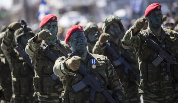 Foto - Türkiye'ye savaş açan Yunanistan'da askerler ayaklandı! Savunma Bakanlığına şok mektubu yolladılar