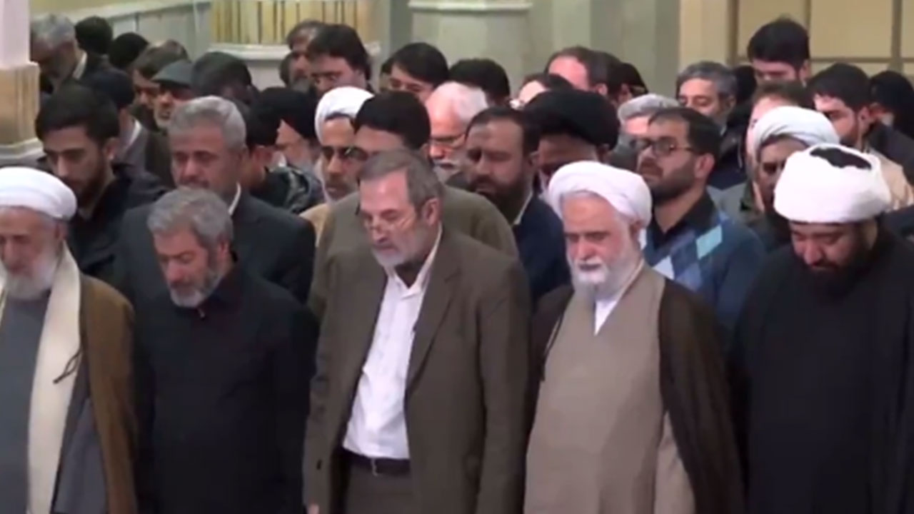Foto - Türkiye'ye tehditler savuran Hamaney öldürülmekten korkuyor! Cenazedeki hali gündemi altüst etti