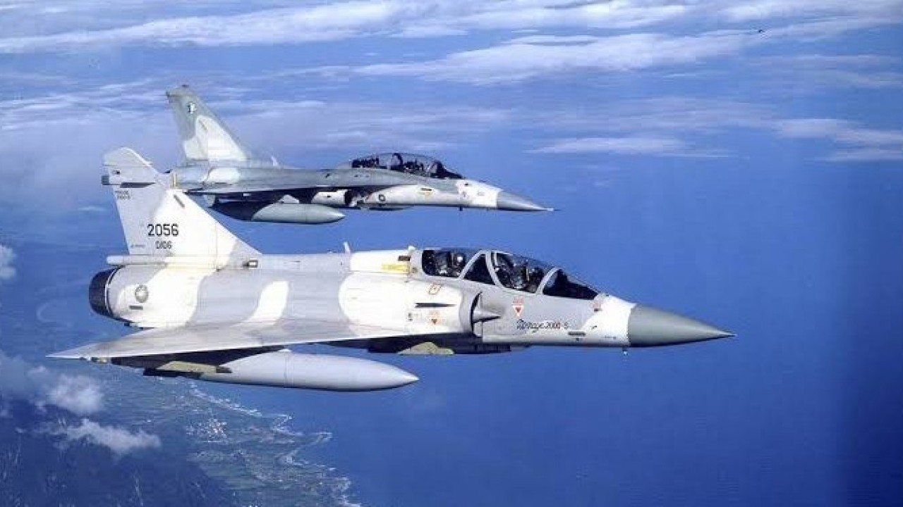 Foto - Türkiye'ye tehditler savuran Yunanistan şokta: Savaş uçaklarını o ülkeye verin