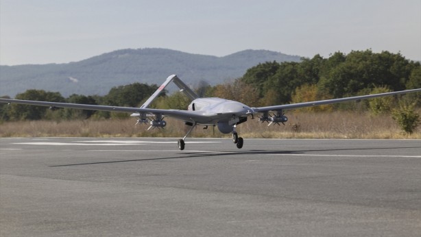 Foto - Türkiye'ye üstü kapalı Bayraktar TB2 SİHA tehdidi: Daha fazla satarsanız sorun olabilir