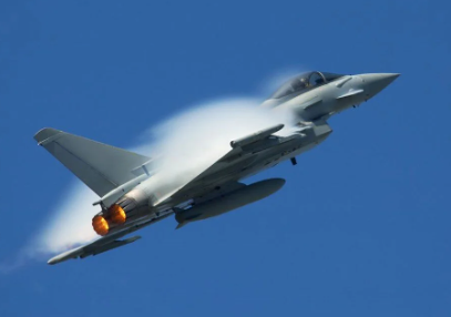 Foto - Türkiye'ye verilmeyen Euorfighter savaş uçakları o ülkeye veriliyor! Olacak iş değil