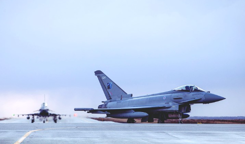 Foto - Türkiye'ye verilmeyen Euorfighter savaş uçakları o ülkeye veriliyor! Olacak iş değil