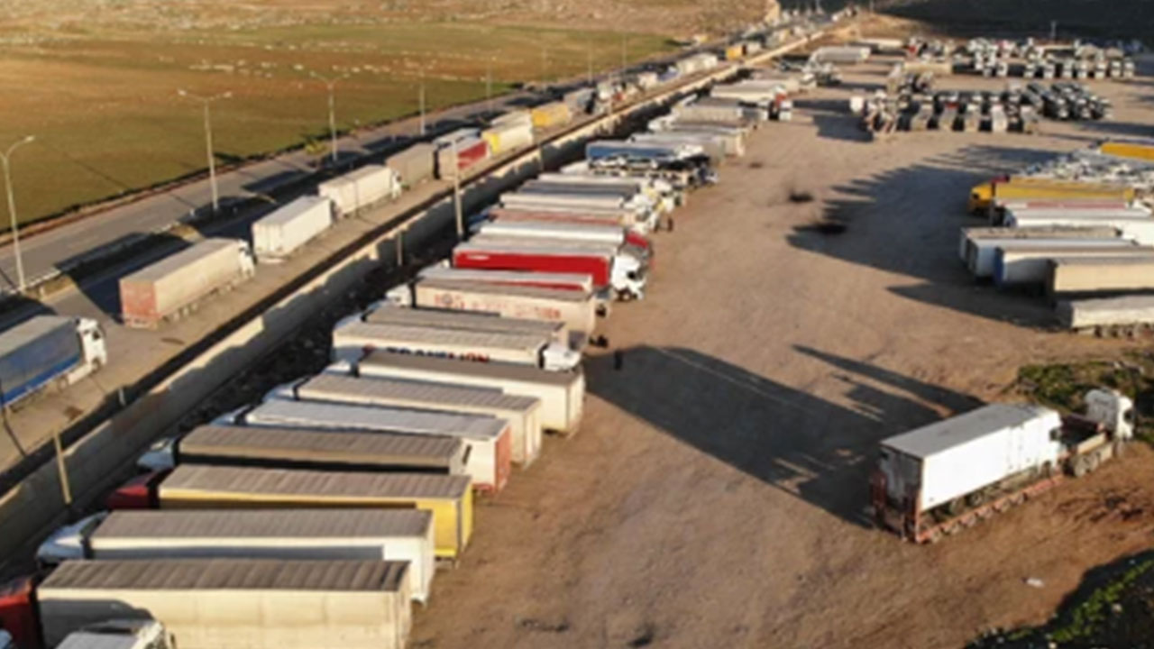 Foto - Türkiye'ye yönelik alınan karar tartışmalara neden olmuştu! El Şara'dan ambargo hamlesi geldi