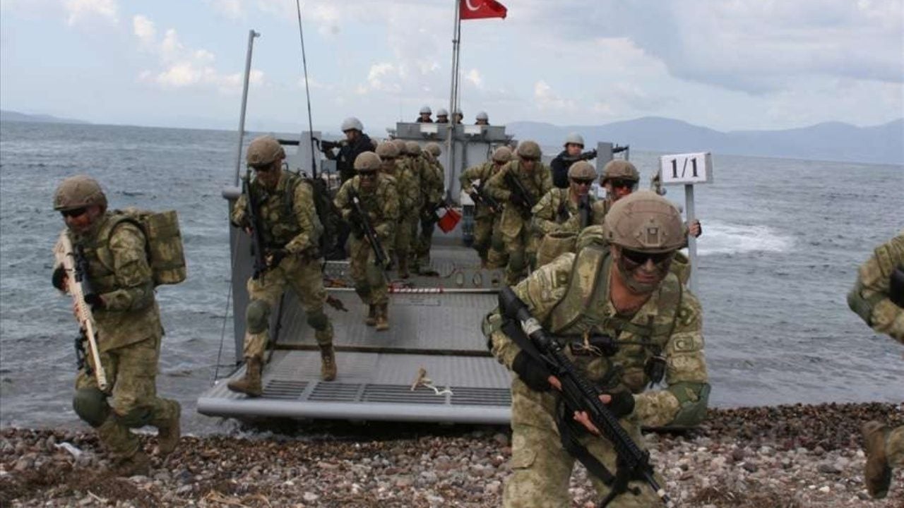 Foto - Türkiye’yi açık açık hedef aldılar! Yunan generalden "Bunlar yürek mi yemiş" dedirten tehdit: "Önce yakarız, sonra kim olduğunu sorarız"