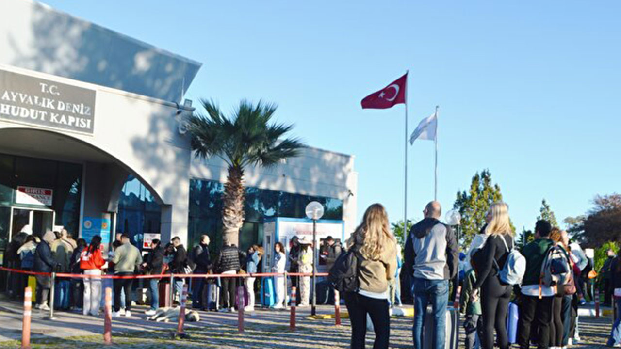 Foto - Türkiye'yi bırakıp Yunanistan'ı seçtiler! Maalesef ülke için çok büyük kayıp