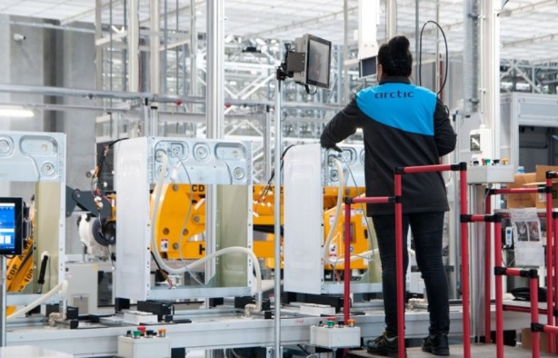 Foto - Türkiye'yi bıraktılar! Koç Grubu Arap ülkesini zengin etmeye gidiyor