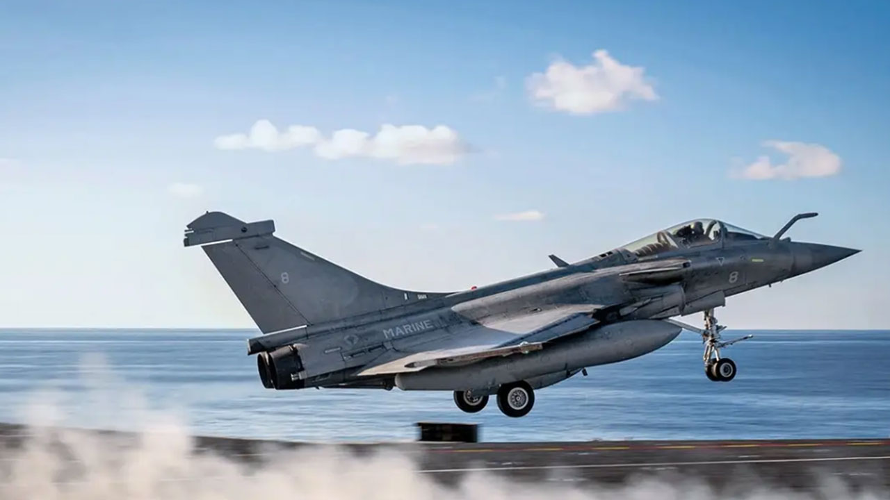 Foto - Türkiye'yi bununla vurmayı planlıyorlardı: Kodlarına erişim talebi reddedilen Rafale'ler oraya taşınıyor