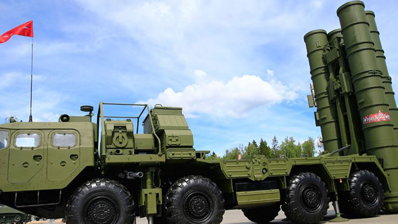 Türkiye'yi de katıp isyan etmişlerdi: S-400'ler sınırımıza geliyor