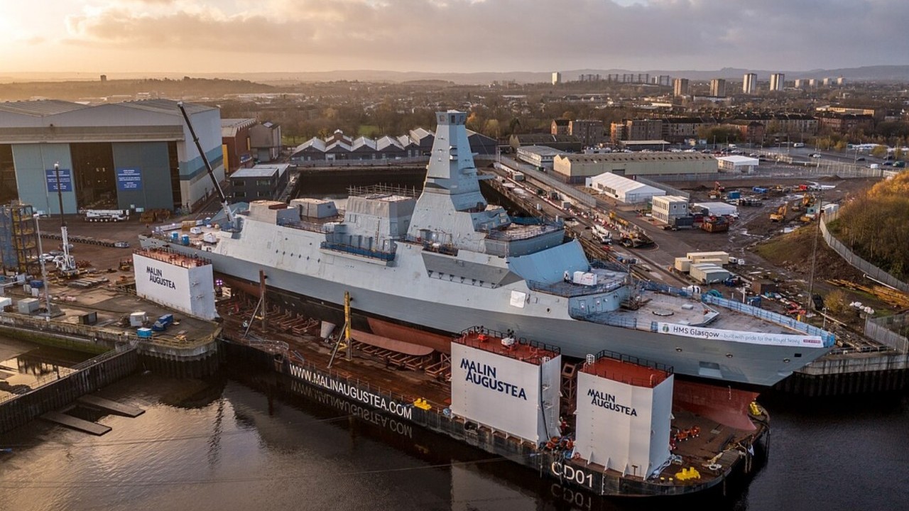 Foto - Türkiye’yi "düşman güçler" listesine koymuştu… O ülke İngiltere’den 10 milyar sterlinlik savaş gemisi alacak!