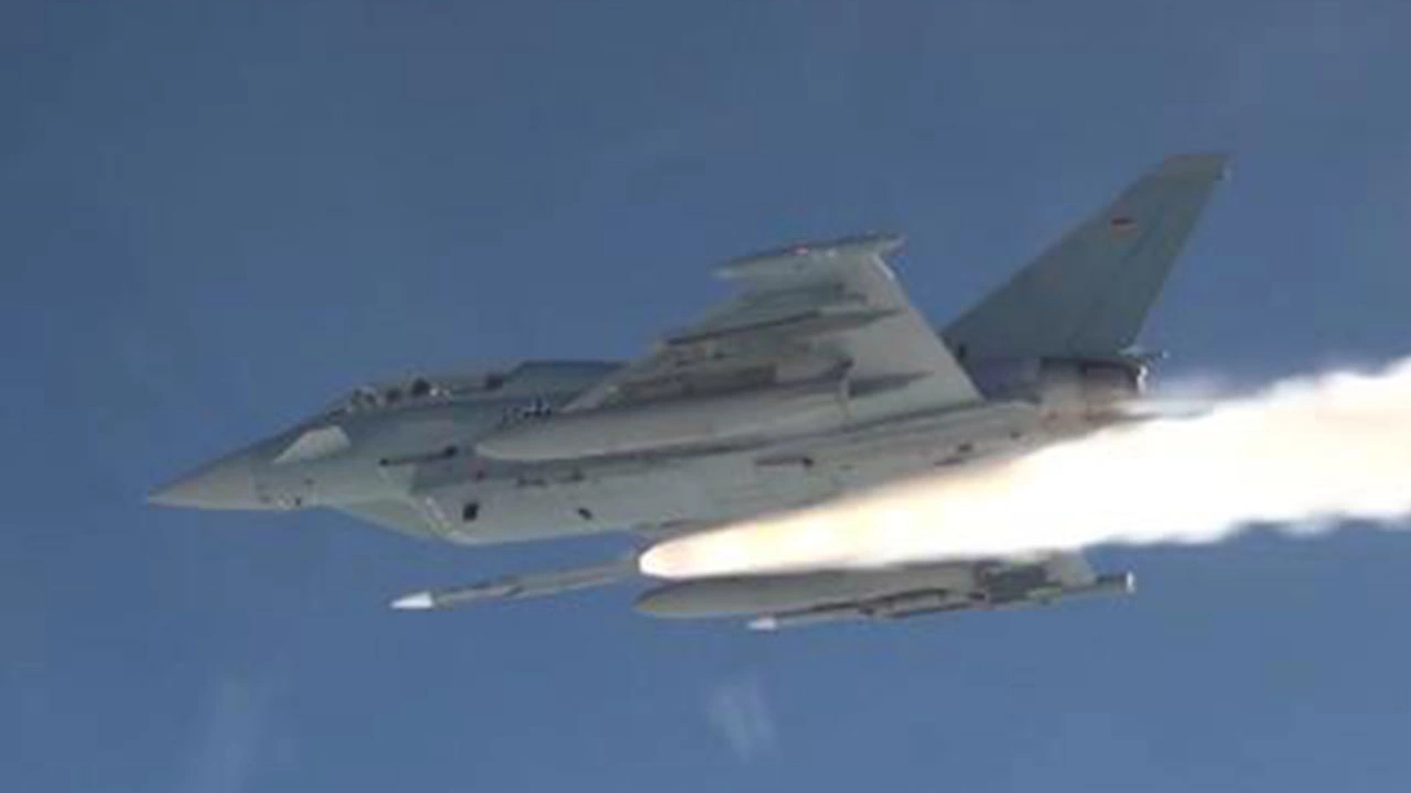 Foto - Olacak iş değil: Türkiye'nin almaması için her yolu deneyen ülke 20 tane Eurofighter alıyor