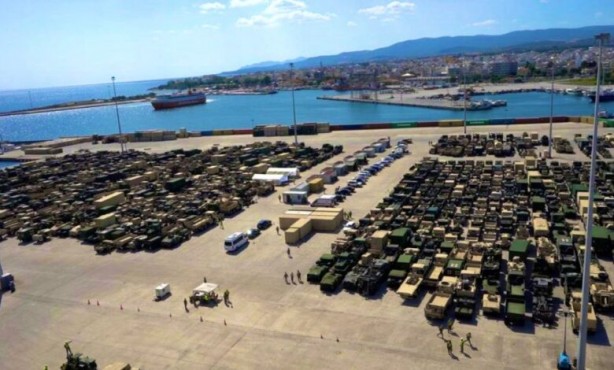 Foto - Türkiye'yi kuşatmak için yeni hamleyi yaptılar! Savaş uçakları, helikopterleri, gemileri, tankları, füzeleri gönderecekler