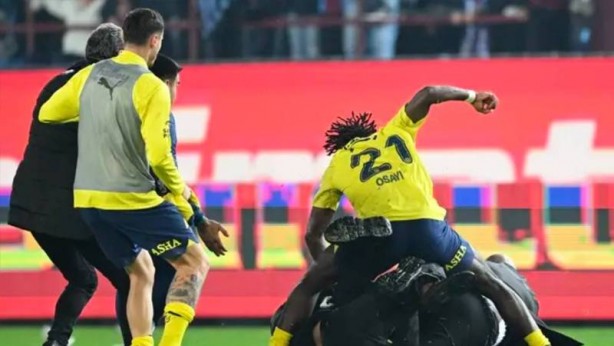 Foto - Türkiye’yi sallayacak bomba iddia! Ünlü spor sunucusu duyurdu: Fenerbahçe Süper Lig’den çekiliyor, o yabancı liglerden birinde oynayacaklar