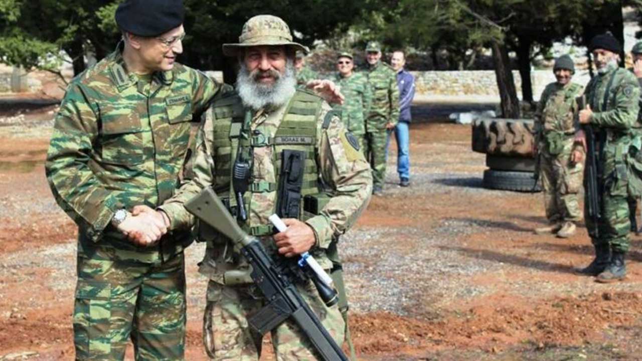 Foto - Avrupa ülkesi her tuşa basıyor! Türkiye'yi vurmak için kadınları askere alıyorlar