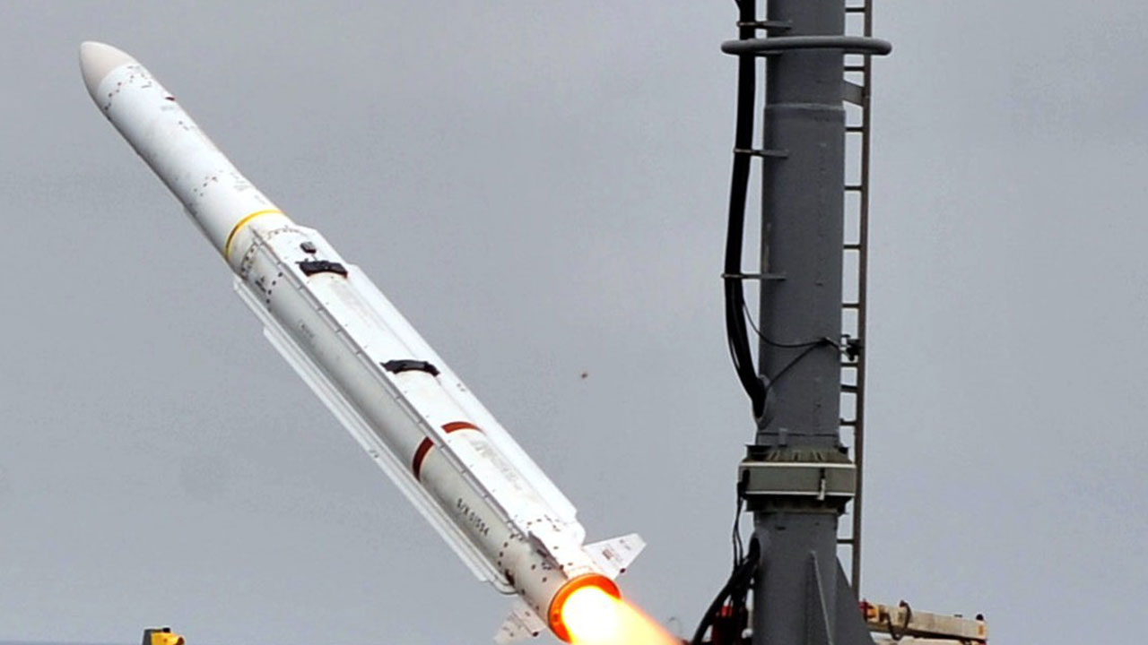 Foto - Türkiye'yi vurmak için 40 milyon dolarlık füze alıyorlar