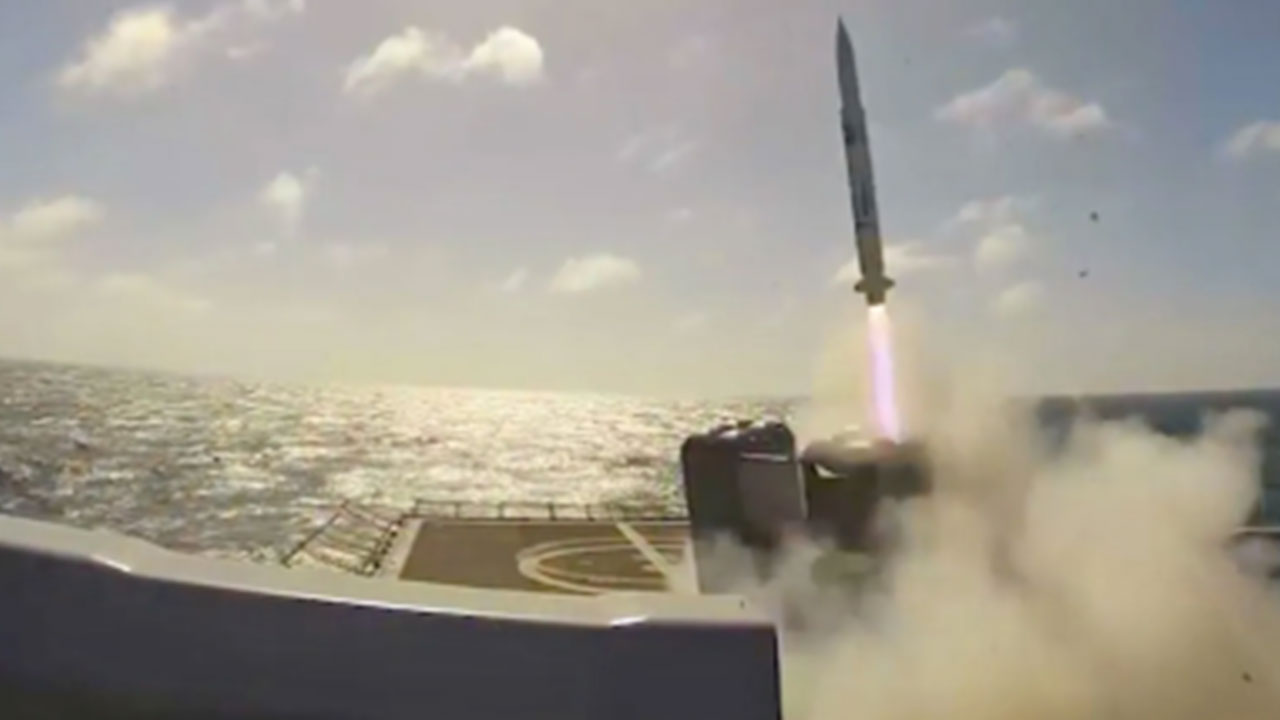 Foto - Türkiye'yi vurmak için 40 milyon dolarlık füze alıyorlar