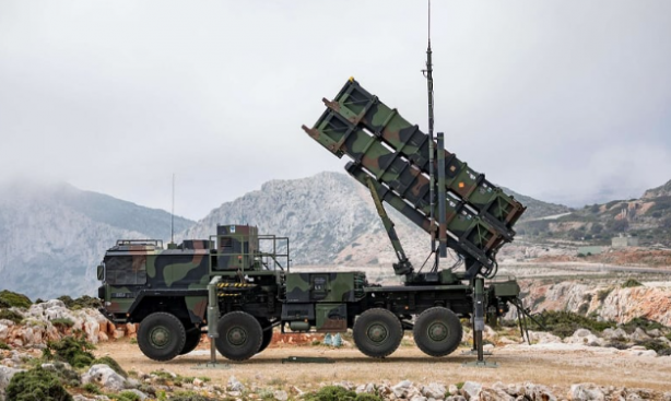 Foto - Türkiye'yi vurmak için Hindistan'dan füze alacaklar! Ankara'nın elindekilerle kıyasladılar: Yetersiz