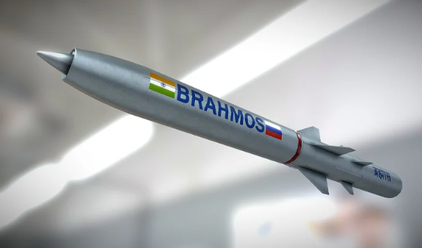 Foto - Türkiye'yi vurmak için Hindistan'dan füze alacaklar! Ankara'nın elindekilerle kıyasladılar: Yetersiz