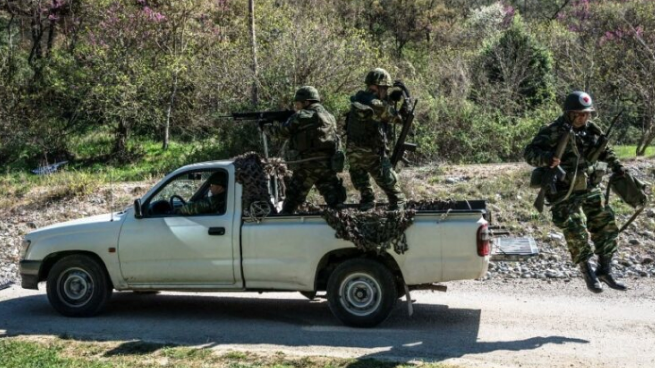 Foto - Türkiye'yi vurmak için Yunanistan sınırında emir bekliyorlardı! Şok talimatı aldılar