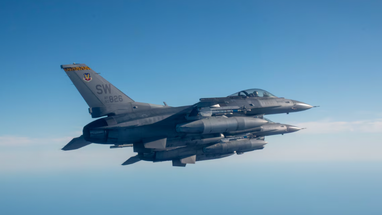 Foto - Türkiye'yi vurmak için savaş uçaklarını yenileme kararı aldılar: 38 tanede karar kılındı