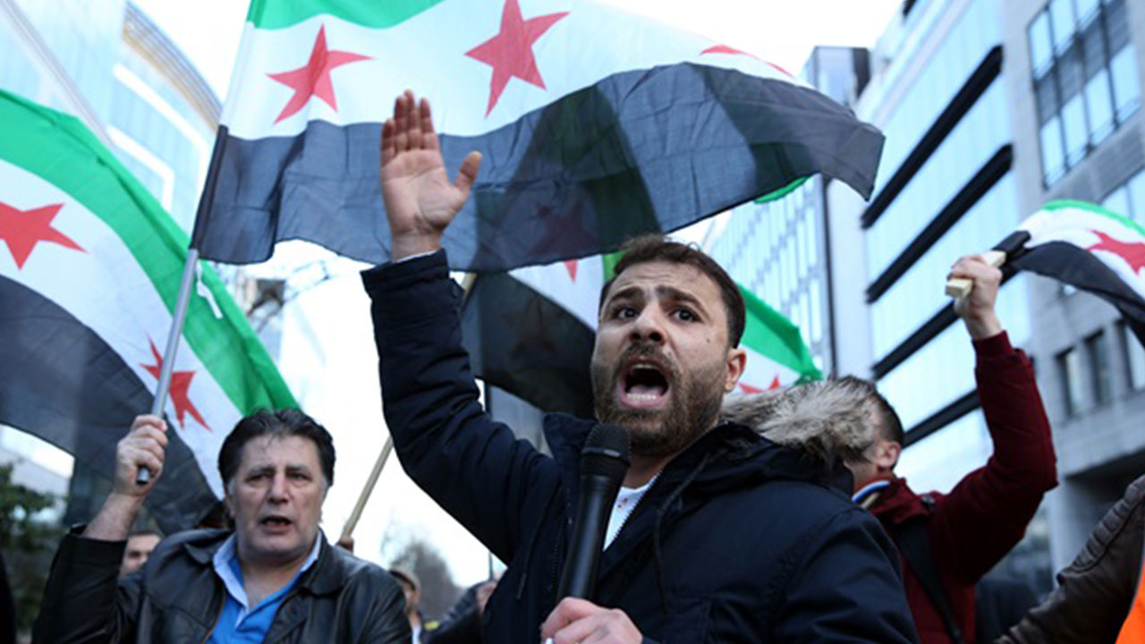 Foto - Türkiye'yi yakından ilgilendiren hadise! El Şara'ya sitem edip ayaklandılar: Bir işaret emri bekliyoruz