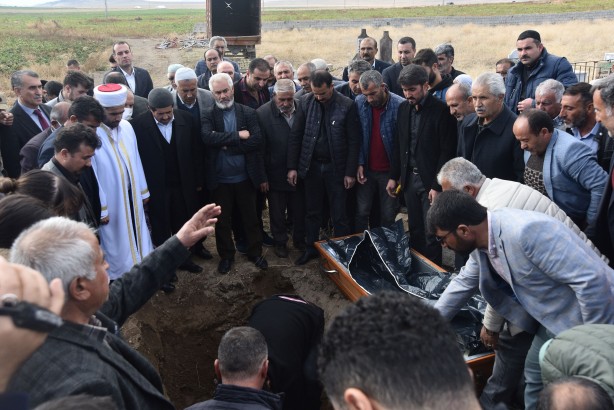 Foto - Türkiye'yi yasa boğan çocuk böyle toprağa verildi