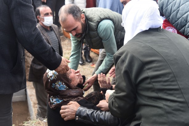 Foto - Türkiye'yi yasa boğan çocuk böyle toprağa verildi