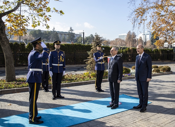 "Türkler çok başarılı" deyip açıkladı: Biz hazırız