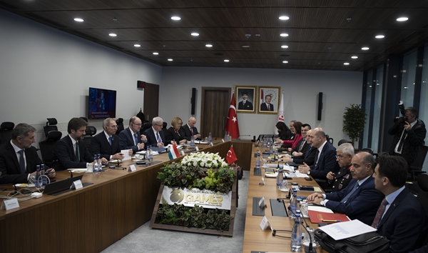 Foto - "Türkler çok başarılı" deyip açıkladı: Biz hazırız