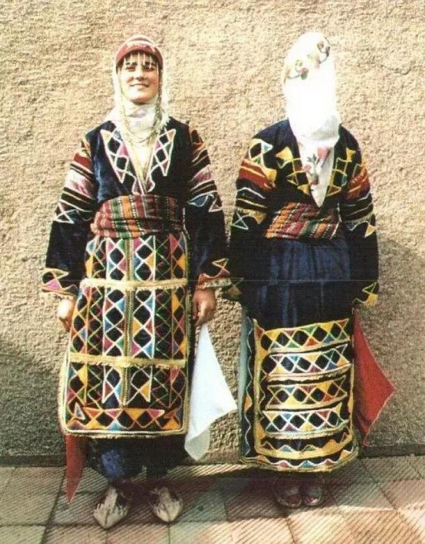 Foto - Türkler eskiden ne giyerlerdi! İşte il il geleneksel kıyafetler