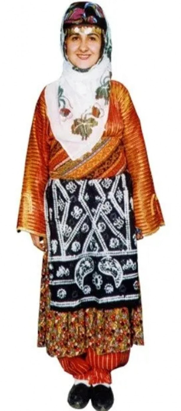 Foto - Türkler eskiden ne giyerlerdi! İşte il il geleneksel kıyafetler