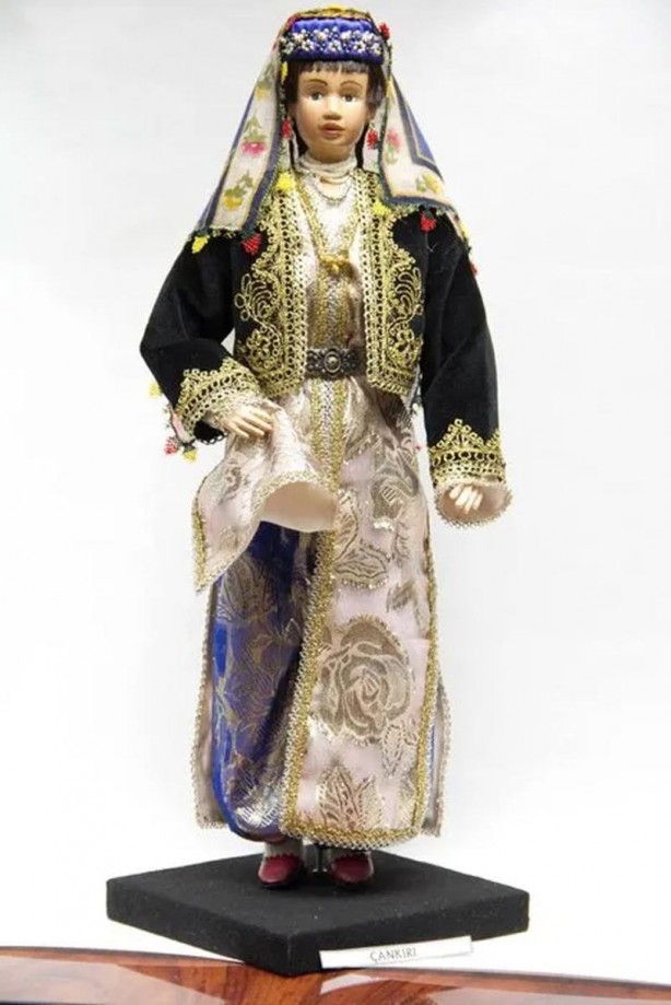 Foto - Türkler eskiden ne giyerlerdi! İşte il il geleneksel kıyafetler