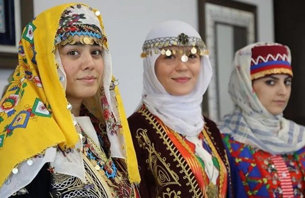 Foto - Türkler eskiden ne giyerlerdi! İşte il il geleneksel kıyafetler