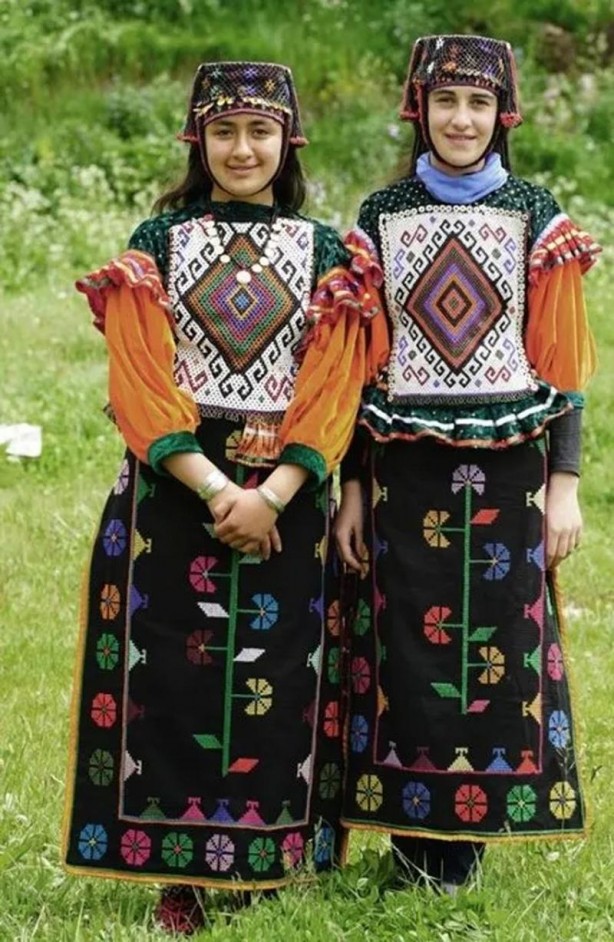 Foto - Türkler eskiden ne giyerlerdi! İşte il il geleneksel kıyafetler